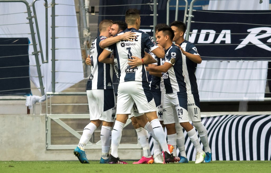Los Rayados de Monterrey derrotaron 3-0 al Columbus Crew y se metieron a las semifinales de la 'Concachampions'. (EFE)