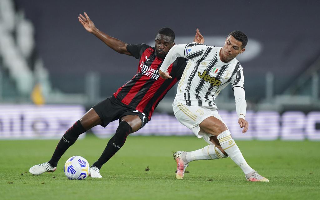 La Juventus sucumbió en casa 3-0 ante el Milan el domingo y retrocedió al quinto puesto de la Serie A para comprometer su participación en la próxima Liga de Campeones, en el mismo fin de semana que insistió en la formación de una Superliga europea. (AP)