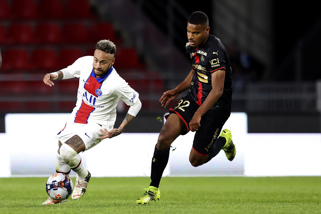 PSG empató a un tanto con Rennes y quedó a tres puntos del líder Lille cuando faltan dos jornadas por jugar en la Liga de Francia. (AP)