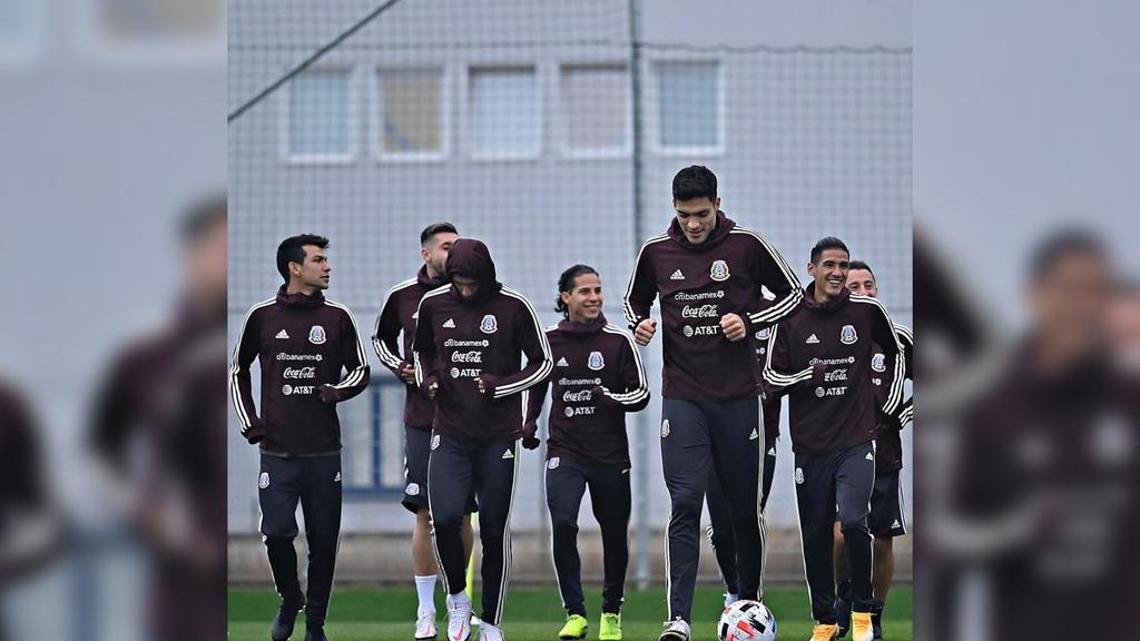 Se dio a conocer la lista preliminar de 40 futbolistas convocados por Gerardo Martino, técnico de la Selección Mexicana, para los duelos por la Liga de Naciones de la Concacaf.  (ESPECIAL)