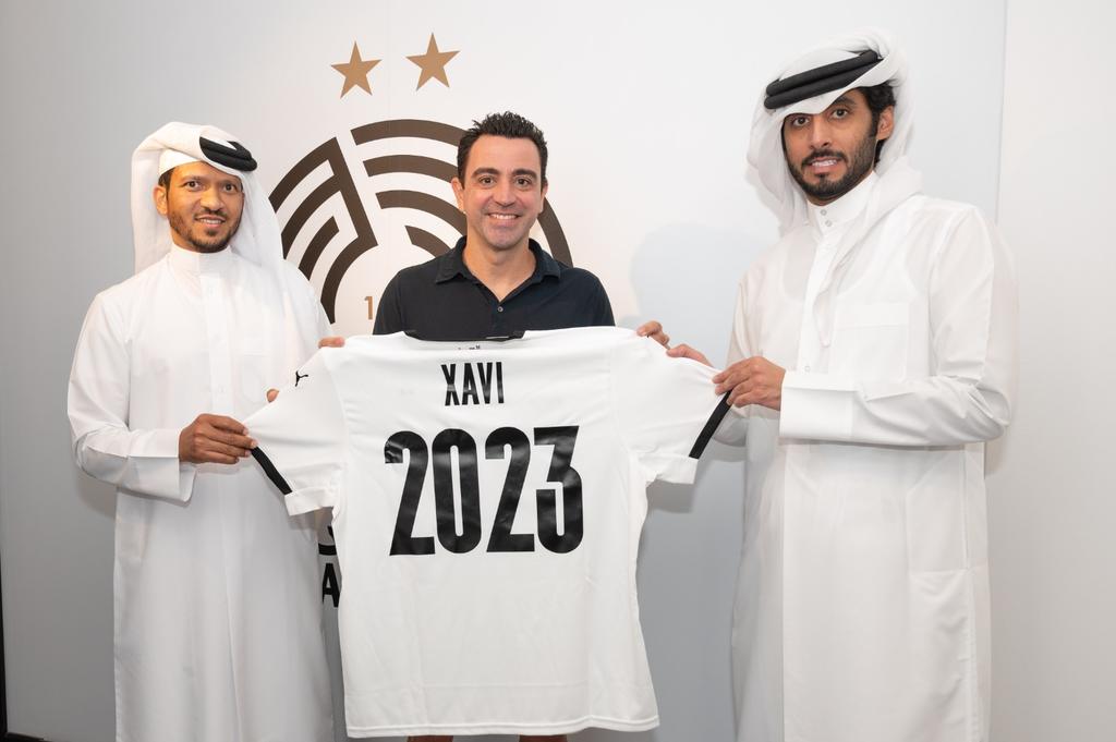 El Al Sadd de Catar anunció oficialmente la ampliación del contrato con el técnico español Xavi Hernández, comprometido con la entidad hasta junio del 2023. (ESPECIAL)