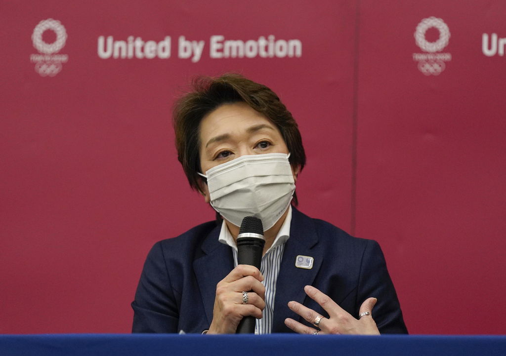 La presidenta del comité organizador de la justa deportiva en tierras japoneas, Seiko Hashimoto, respondió a todos los cuestionamientos. (EFE)