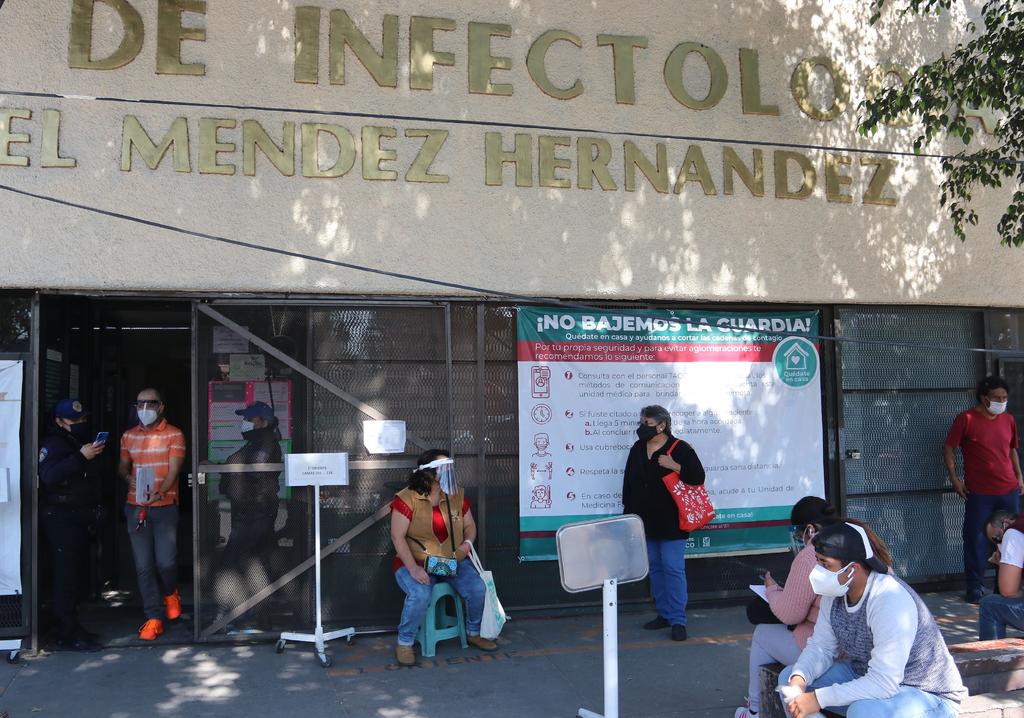El Gobierno de la Ciudad de México informó este viernes que de acuerdo con un estudio en el que analizó el uso de ivermectina en personas positivas a la COVID-19 identificó una reducción de entre el 52 % y 76 % en la probabilidad de ser hospitalizadas. (ARCHIVO)