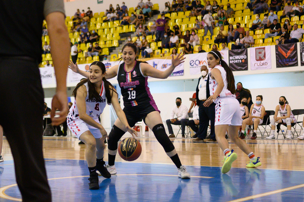 Las Algodoneras perdieron 86-81 ante Racers.