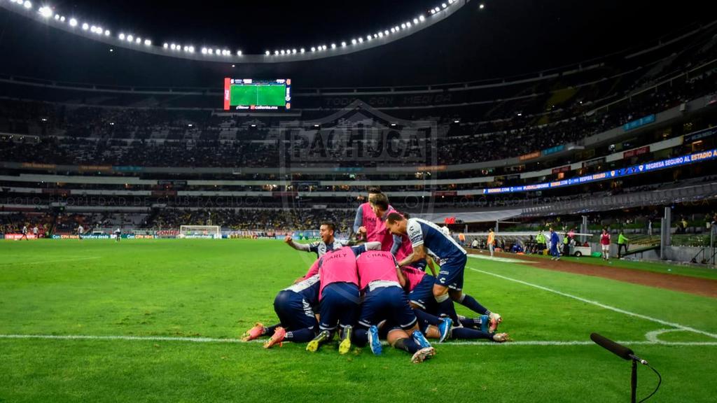 Las Águilas del América son eliminadas de la Liguilla por los Tuzos del Pachuca aunque en el estadio Azteca los venció 4-2 no les alcanzó, con global de 5-5, un gol que anotó más de visita les dio el pase a los hidalguenses. (ESPECIAL)