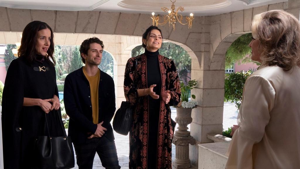 La familia De la Mora hará su regreso en Netflix el próximo 23 de junio con la película de La Casa de las Flores, y para alegría de sus fanáticos, la plataforma de streaming reveló las primera imágenes de lo que se verá en la producción.  (FACEBOOK) 