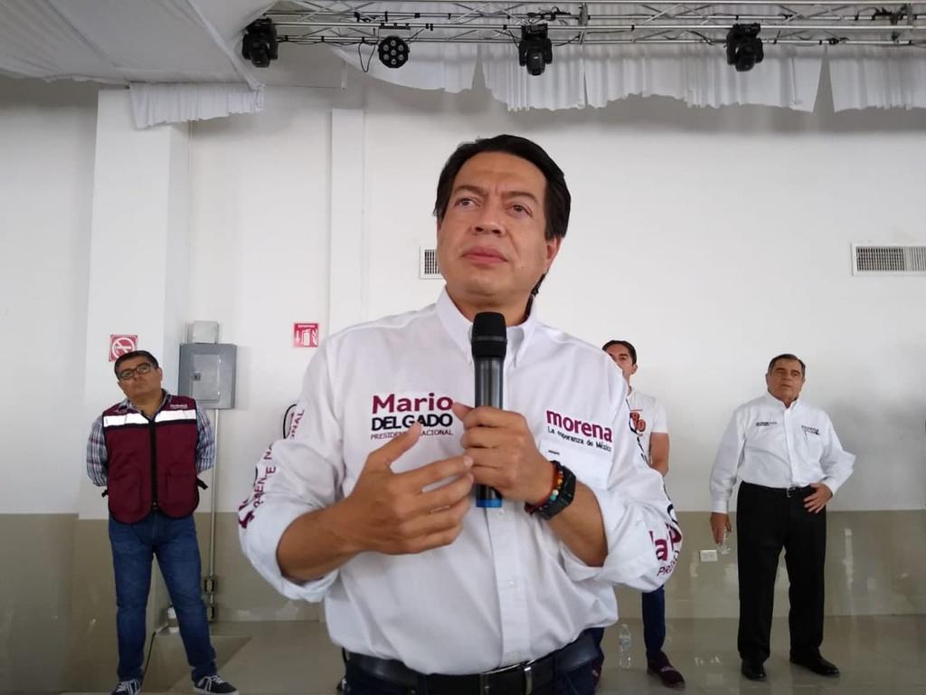 Tras la orden de aprehensión que giró un juez federal por los delitos de delincuencia organizada y “lavado” de dinero en contra del gobernador panista de Tamaulipas, Francisco Javier García Cabeza de Vaca, el presidente nacional de Morena, Mario Delgado Carrillo dijo que “se va a hacer justicia por primera vez en este país” y aseguró que en el Gobierno de Andrés Manuel López Obrador no se protege a nadie. (ANGÉLICA SANDOVAL)