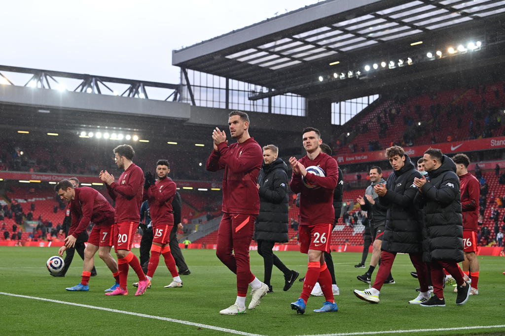 El Liverpool, sin muchos alardes, venció al Crystal Palace (2-0) y aseguró la clasificación a la Liga de Campeones de la próxima temporada.  (Especial) 