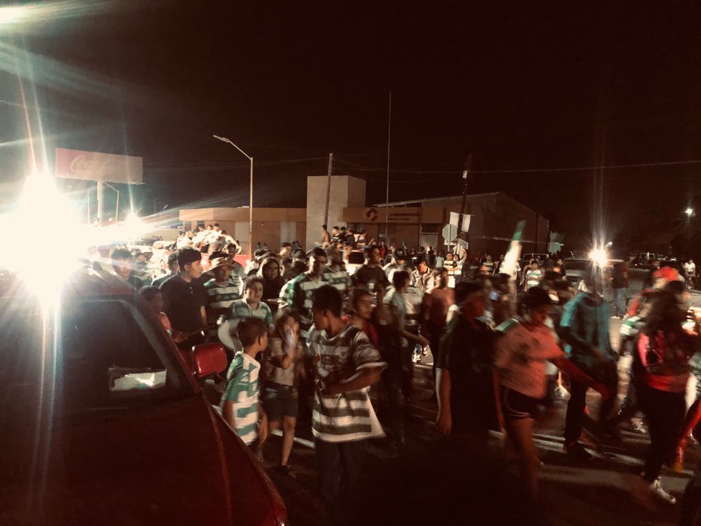 Llaman a los maderenses a moderase en los festejos de la final de fútbol entre Santos Laguna y Cruz Azul. (EL SIGLO DE TORREÓN) 