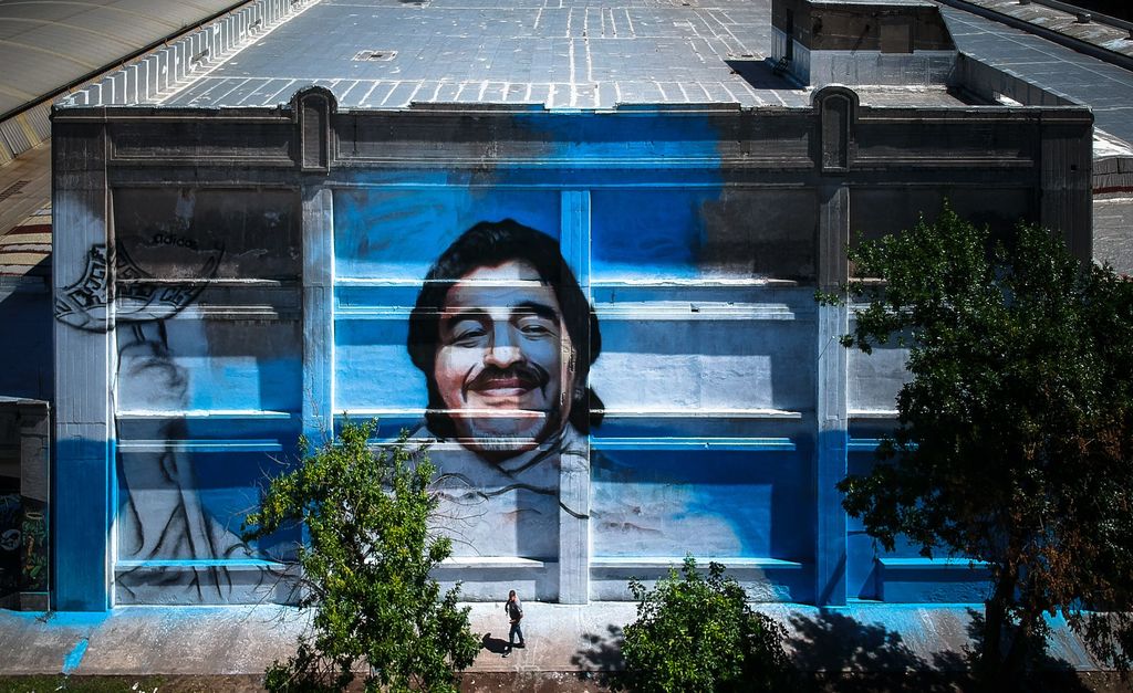 Los fiscales decidieron imputar a los profesionales de la salud que asistieron a Maradona por presunto homicidio. (ARCHIVO) 