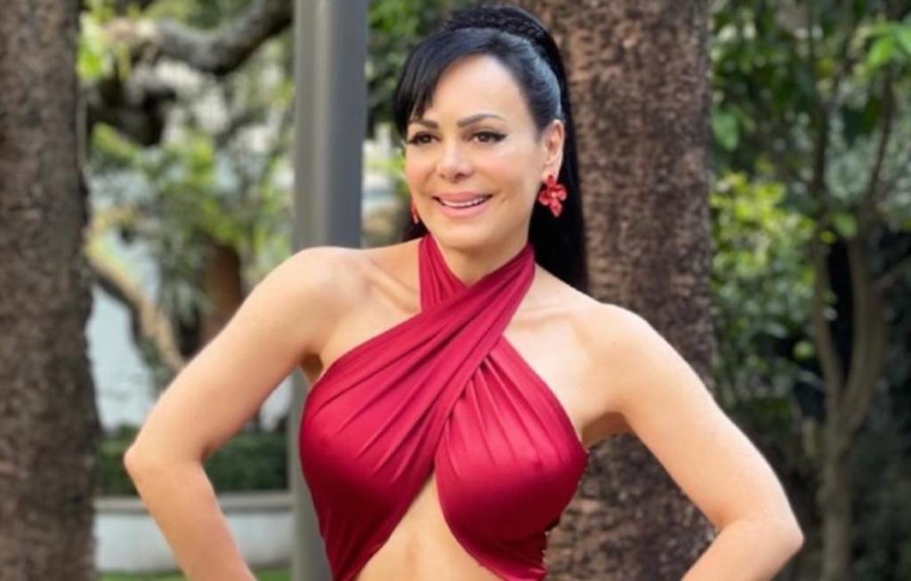 La actriz costarricense celebró sus 62 años mostrando su figura en traje de baño (@MARIBELGUARDIA) 