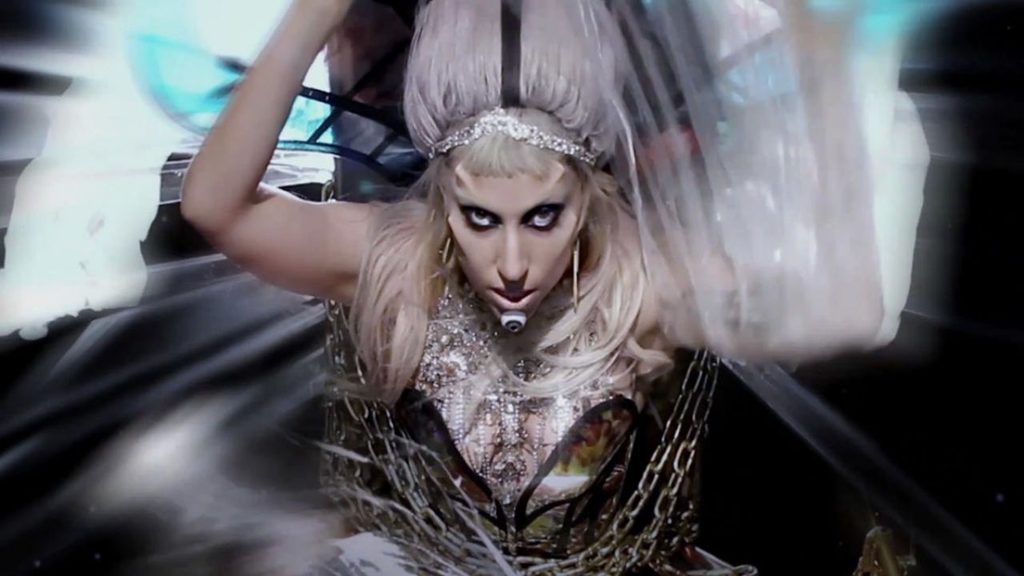 No para. Lady Gaga ha lanzado una colección de productos de Born This Way muy especial.