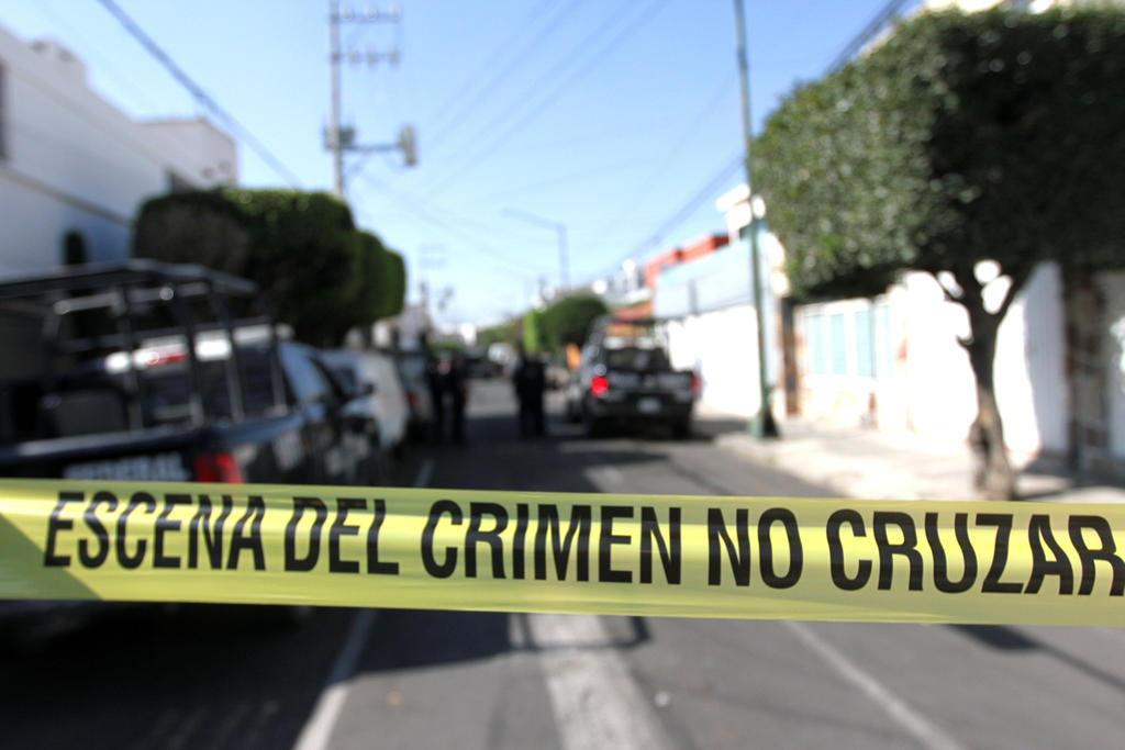 El candidato de Fuerza por México a la alcaldía de Izúcar de Matamoros (mixteca poblana), Rubero Suárez Salgado, fue atacado a tiros cuando viajaba en su vehículo. (ARCHIVO)
