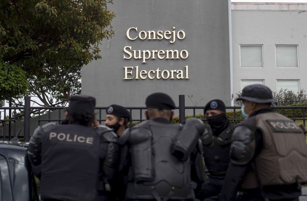 Los miembros de los Consejos Electorales Departamentales y Regionales estarán a cargo del manejo de las elecciones. (ARCHIVO) 