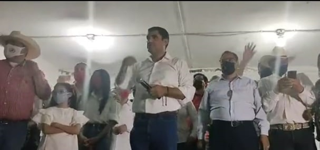 El candidato del PRI, David Ruiz Mejía, se pronunció ganador en la contienda electoral a la alcaldía de San Pedro. (EL SIGLO DE TORREÓN) 