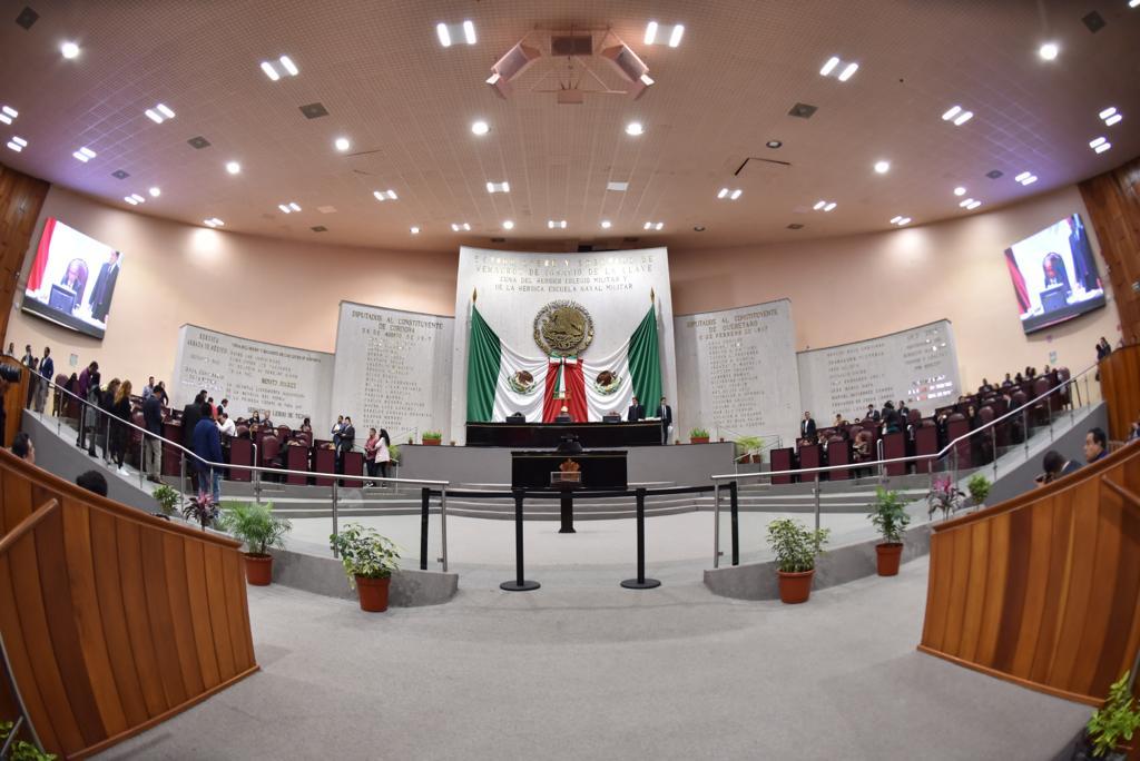 En Baja California, Tabasco, Chiapas, Veracruz (foto) y Nayarit, Morena se colocaba con una mayoría calificada.