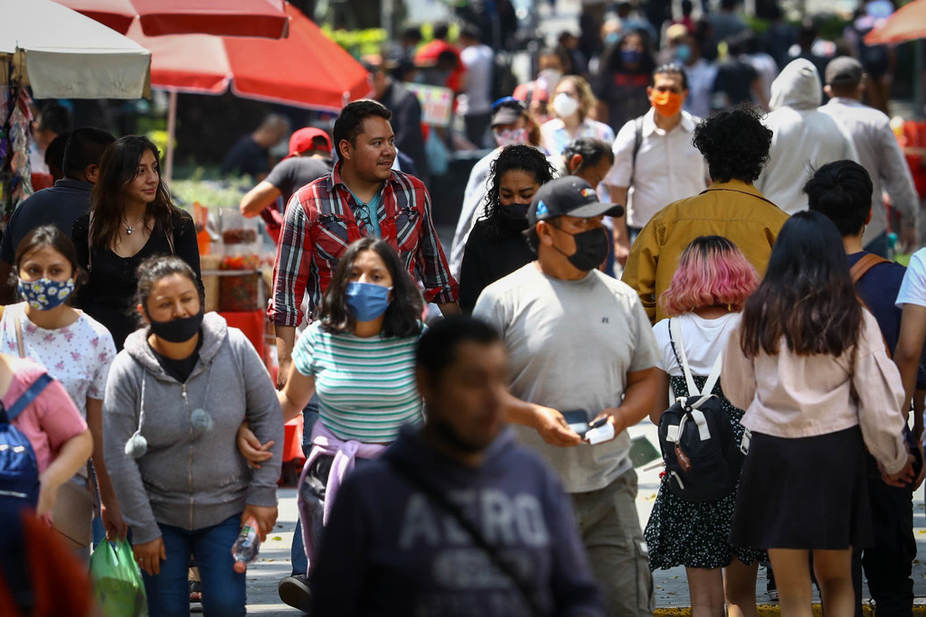 Las calles de la capital mexicana no mostraron mucha diferencia entre la afluencia de gente.