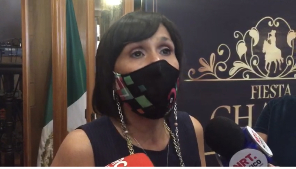 La presidenta del DIF Saltillo, Liliana Salinas, explicó la situación. (EL SIGLO DE TORREÓN)