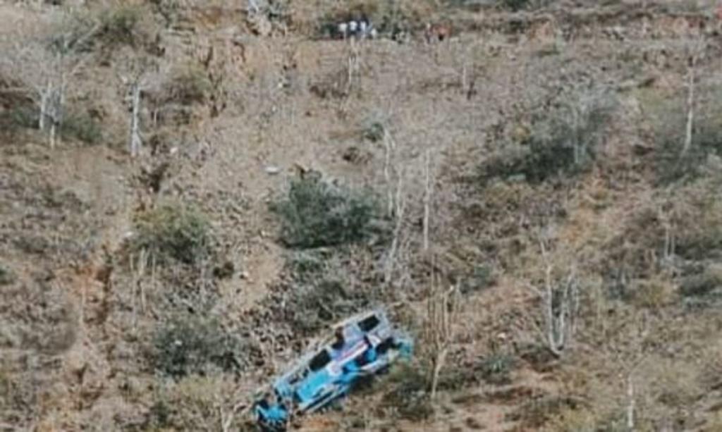 Al menos diez personas murieron después de que un autobús de pasajeros sufriera un accidente en una zona remota de la provincia andina de Pataz, en la región de La Libertad, en el norte de Perú, informaron medios locales. (ESPECIAL) 
