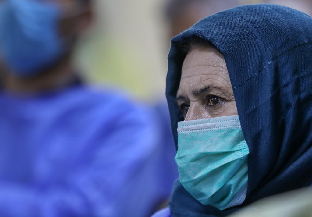 Afganistán enfrenta una grave crisis sanitaria producto del aumento de casos y muertes por coronavirus mientras el país avanza en la tercera ola de la pandemia, advirtió hoy el Gobierno. (ARCHIVO) 

 