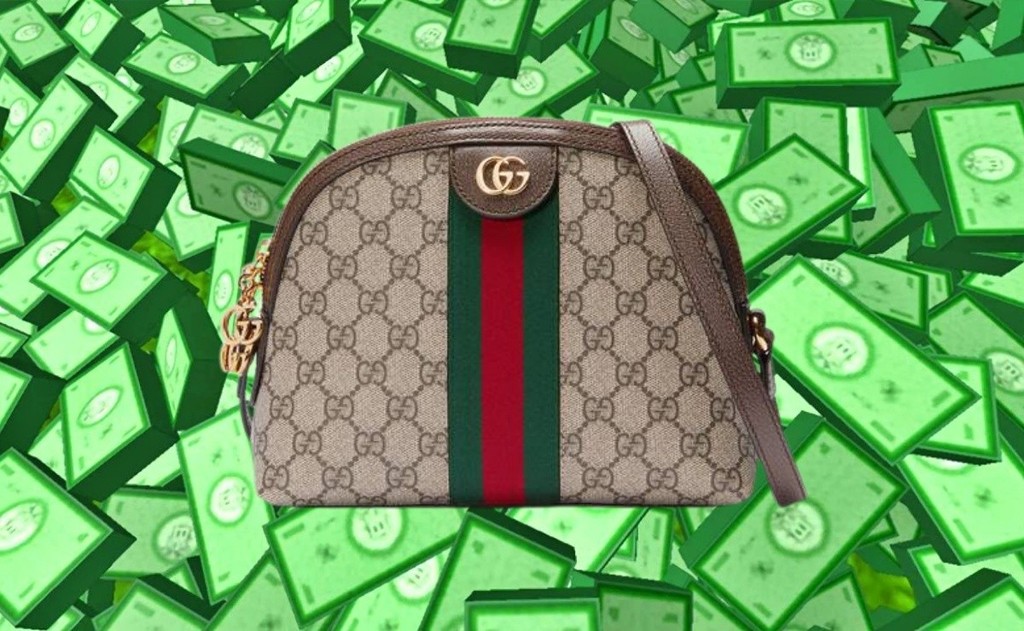 Dentro del juego se venden las codiciadas bolsas Gucci. (ESPECIAL)