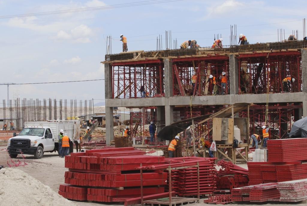 Los costos de construir y conectar al AIFA rebasarán los 100 mil millones de pesos.