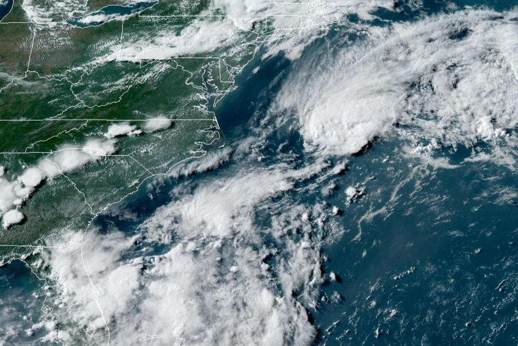 La segunda tormenta con nombre de la temporada de huracanes de este año, la tormenta tropical Bill, se formó el lunes lejos de las costas de Carolina del Norte. (EFE)