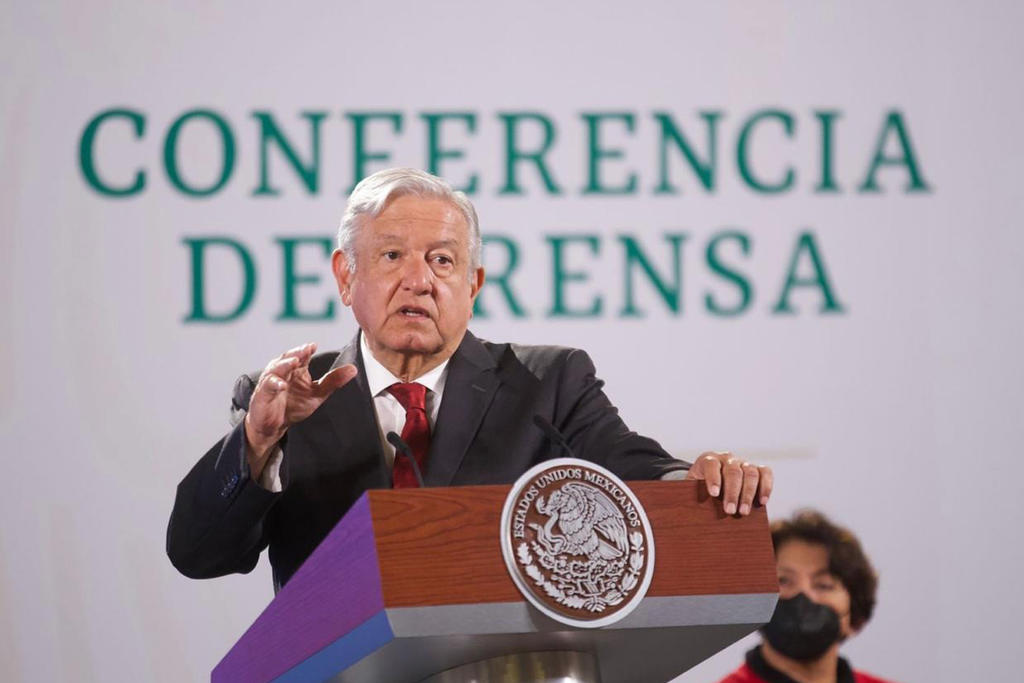 En su conferencia mañanera de este martes en Palacio Nacional, López Obrador señaló que pese a que son importantes las instituciones, lo fundamental es que haya buenos servidores públicos.
(ARCHIVO)