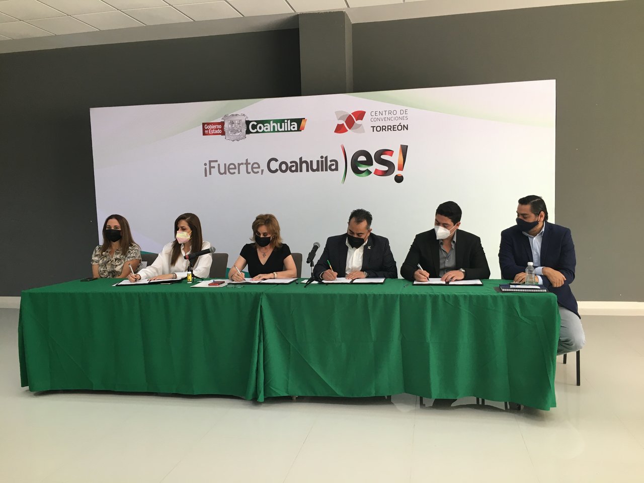 Firman convenio GEL y Centro de Convenciones para impulsar eventos empresariales en Torreón