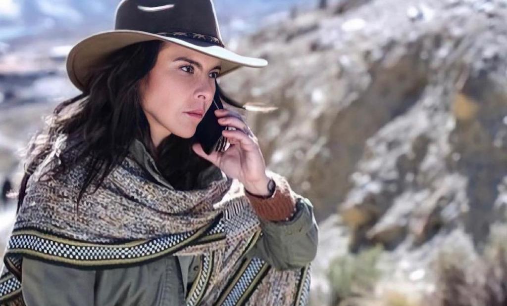 Mostrando la belleza de Latinoamérica, la actriz mexicana Kate del Castillo regresará a la pantalla para una tercera temporada de La reina del sur cuya producción ya comenzó en Bolivia.  (ESPECIAL) 