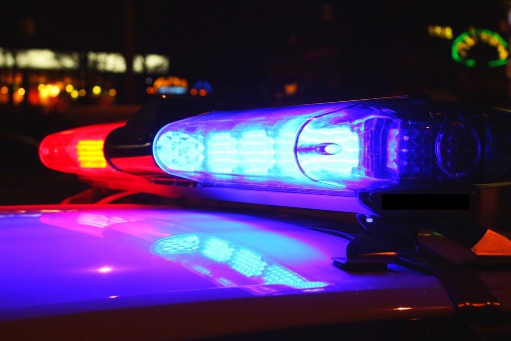 Una persona murió y 12 más resultaron lesionadas el jueves en una serie de tiroteos perpetrados desde un auto en movimiento en un periodo de 90 minutos en tres ciudades al oeste de Phoenix, informaron las autoridades. (ARCHIVO)