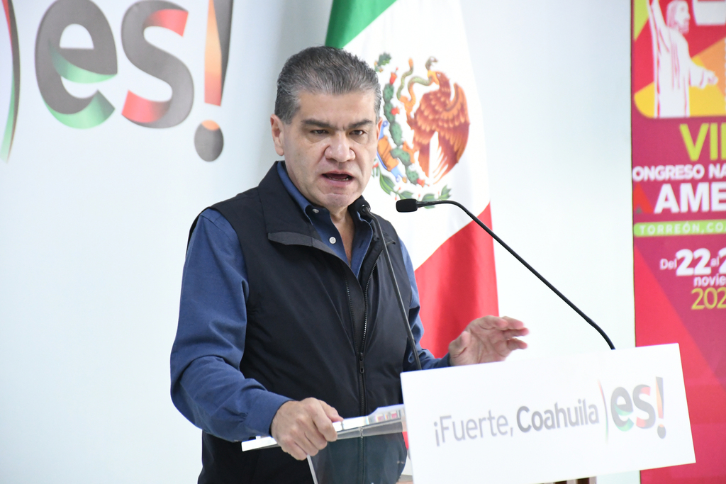 El gobernador de Coahuila, Miguel Riquelme, afirmó que se mantienen atentos en temas de seguridad respecto a Tamaulipas. (FERNANDO COMPEÁN)