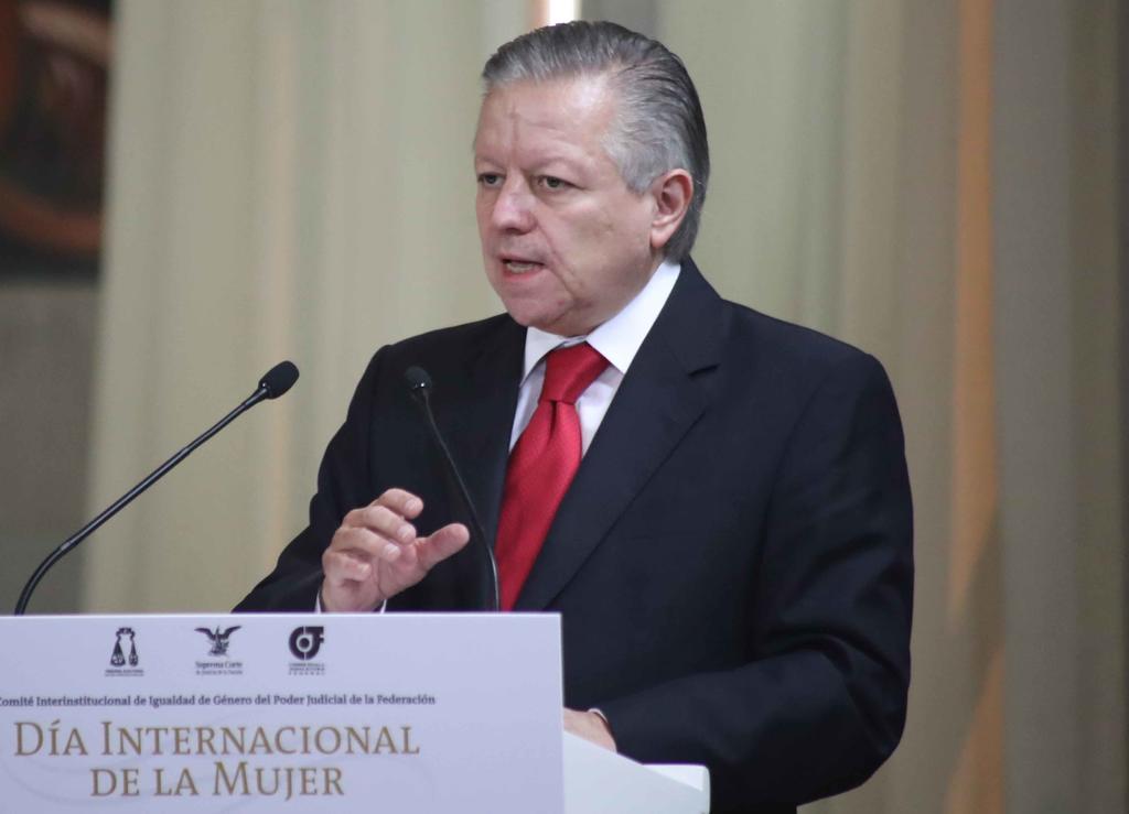 La ampliación del mandato del ministro presidente de la Suprema Corte de Justicia de la Nación (SCJN), Arturo Zaldívar será estudiada por una juez de amparo. (ARCHIVO)