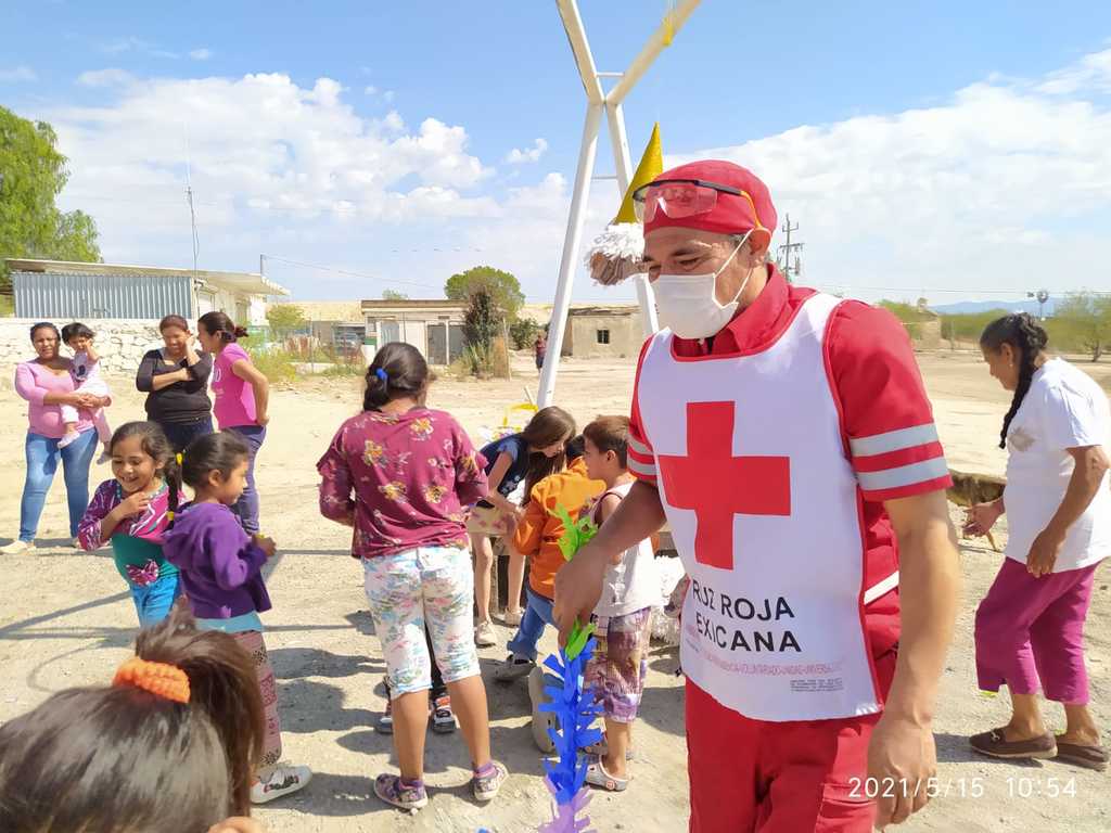 Desde hace 26 años, José Alfredo Ibarra Saucedo decidió convertirse en paramédico en Cruz Roja Delegación Saltillo.