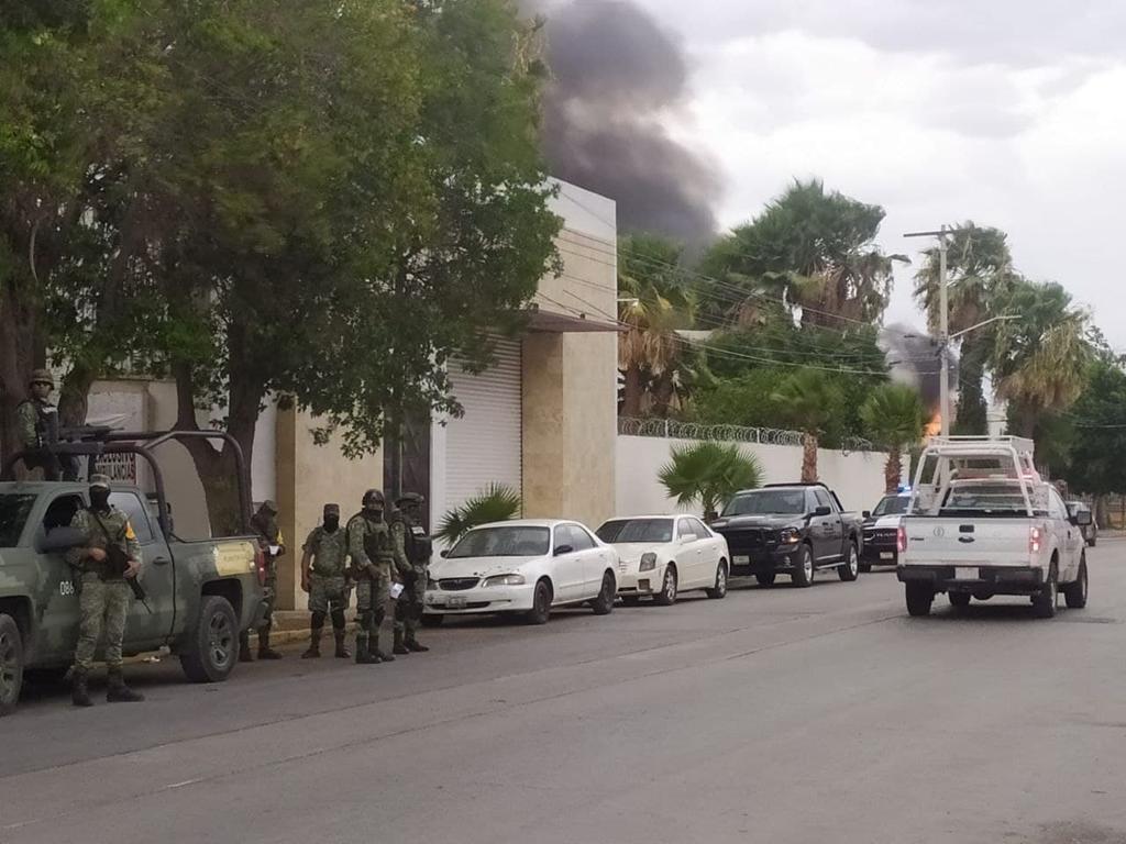 La tarde de este martes se registró un fuente incendio en una empresa cafetalera de Torreón, se movilizaron Bomberos de de distintos municipios de La Laguna para atender la emergencia. (EL SIGLO DE TORREÓN)