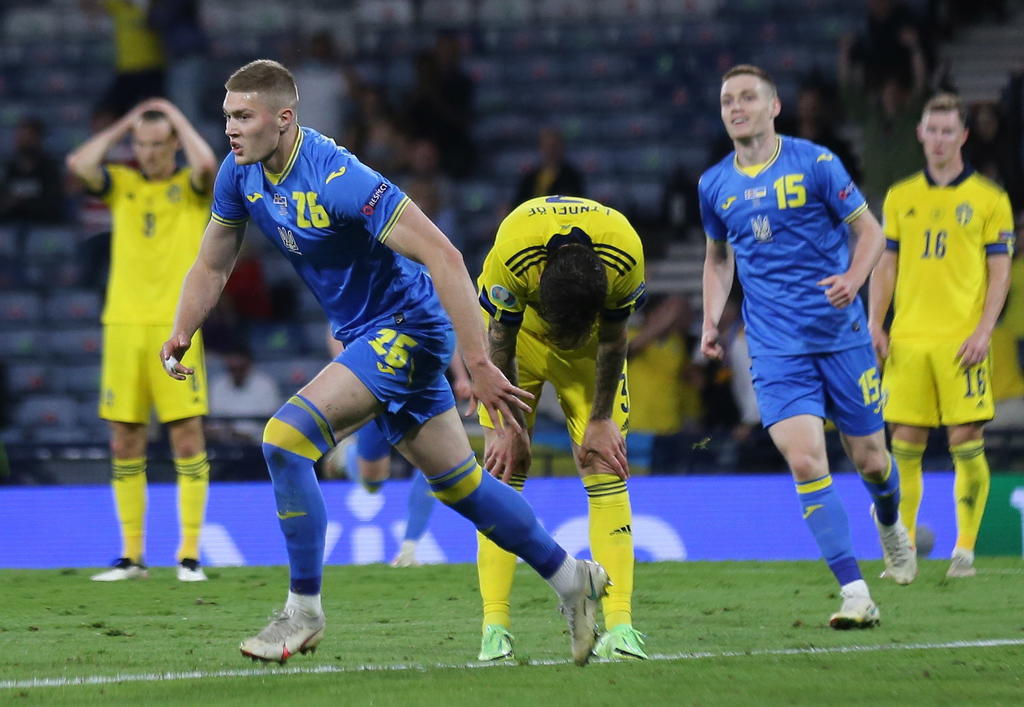 Un gol en el tiempo añadido de la prórroga de Artem Dovbyk dio el triunfo ante Suecia a Ucrania (1-2), que alcanza por primera vez en su historia los cuartos de final de la Eurocopa donde se enfrentará a Inglaterra. (EFE)
