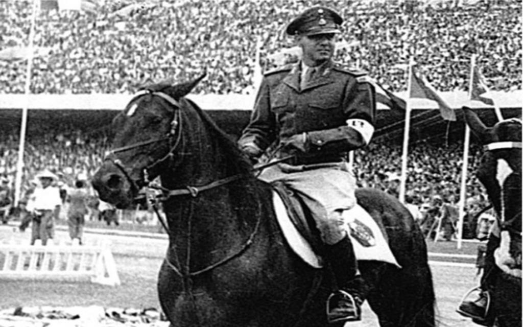 En los Juegos Olímpicos de París 1948, Humberto Mariles ganó dos medallas de oro y una de bronce. (ARCHIVO)