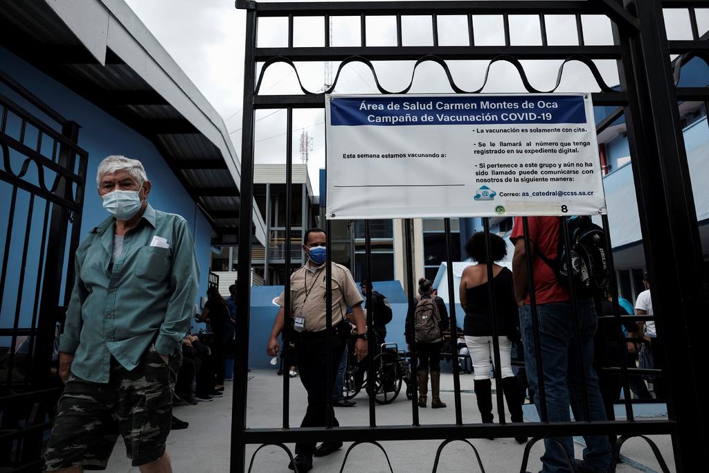 Las autoridades sanitarias de Guatemala declararon este jueves alerta roja hospitalaria por el aumento de contagios del COVID-19 en las últimas semanas y la muerte de 751 personas en los últimos 15 días. (ARCHIVO) 