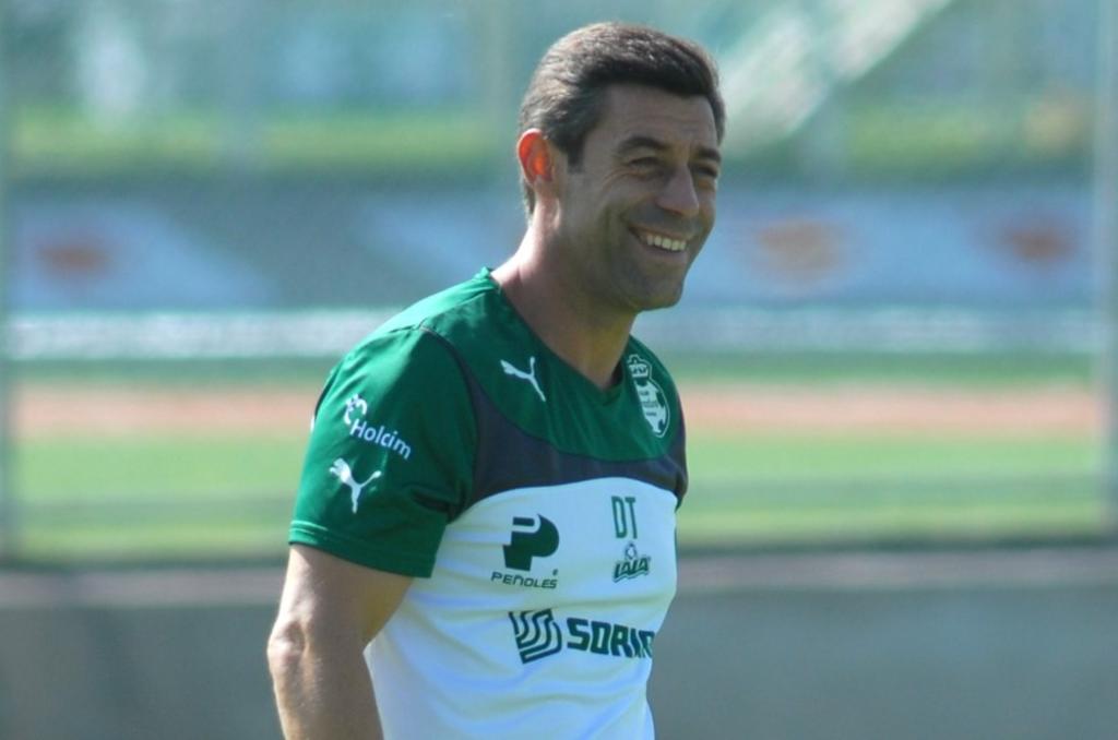 Este jueves se estrenó a través de 'The Coaches Voices' el relato de Pedro Caixhina, reconocido entrenador de futbol portugués que se consolidó en México por su talento y capacidad de liderazgo para llevar a sus clubes a grandes títulos. (EL SIGLO DE TORREÓN) 