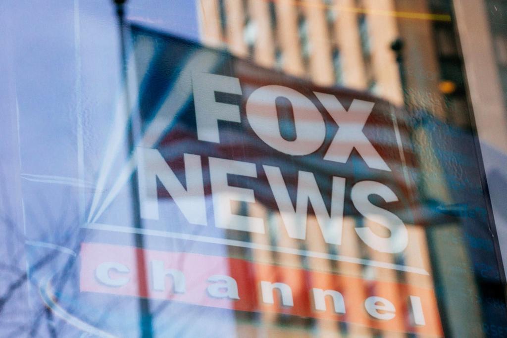 La Comisión de Derechos Humanos de Nueva York multó a Fox News por 1 millón de dólares, la penalización más grande que ha impuesto en su historia, por violaciones a las leyes que protegen contra el acoso sexual y las represalias laborales. (ESPECIAL) 
