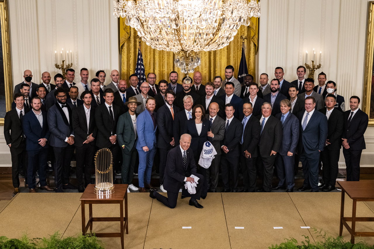 Joe Biden recibe a los Dodgers en la Casa Blanca