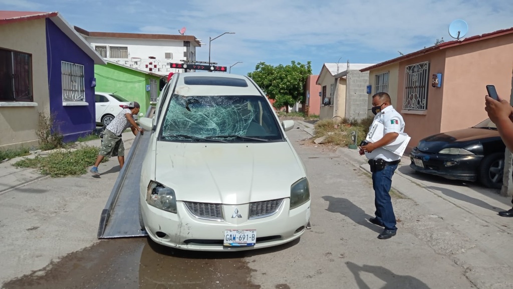 El responsable viajaba en un vehículo Mitsubishi Galant. (EL SIGLO DE TORREÓN)