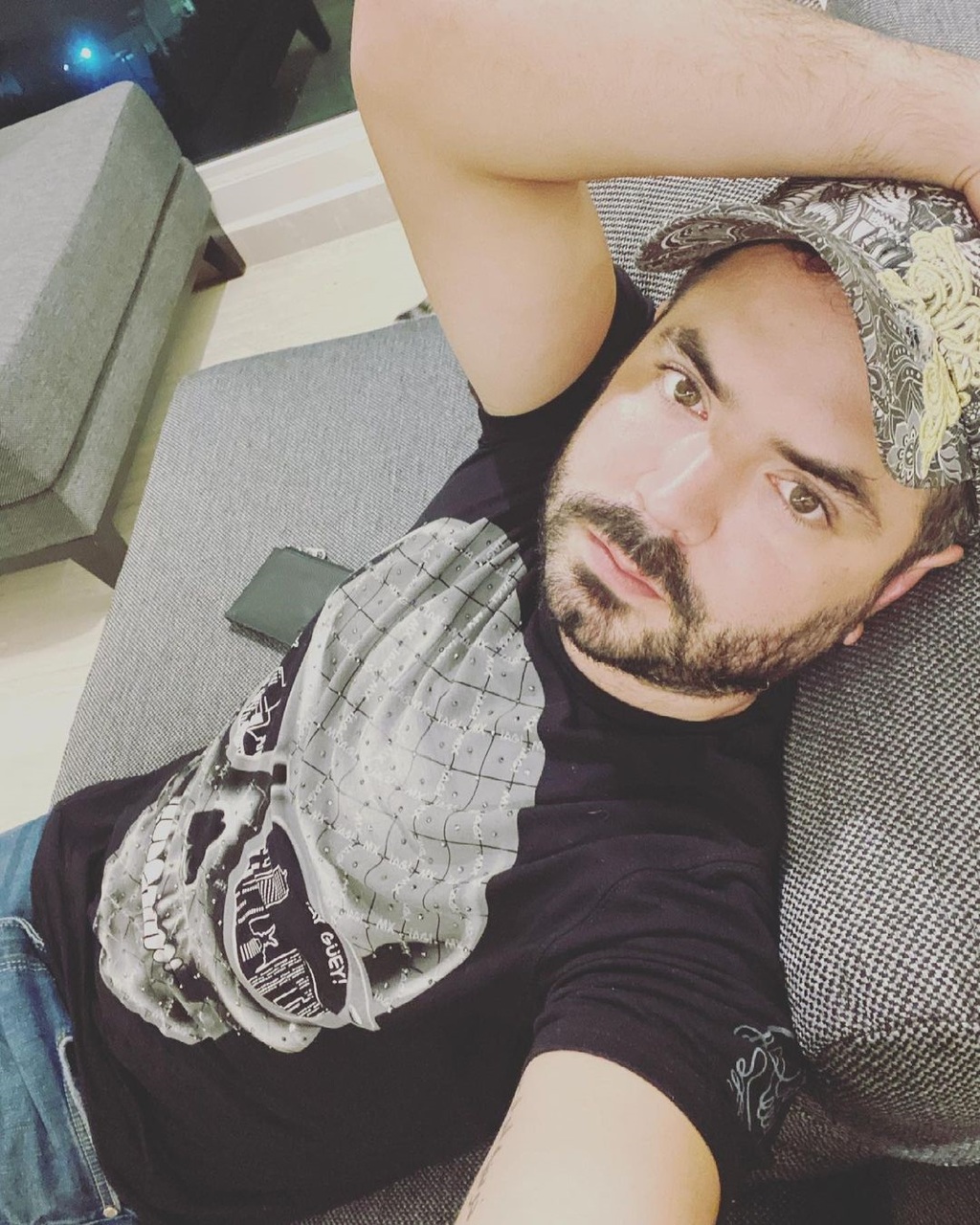 Revela. José Eduardo Derbez habla abiertamente sobre su relación con Omar Fayad, esposo de Victoria Ruffo.