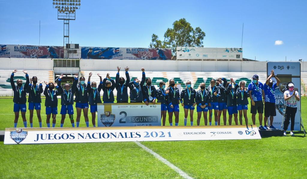 Concluyó el Futbol Femenil en los Juegos Nacionales Conade 2021, que tuvieron como sede la ciudad de Durango, donde las locales no pudieron quedarse con el oro en la categoría Sub-17, al sucumbir en la gran final 2-0 frente a Hidalgo.
