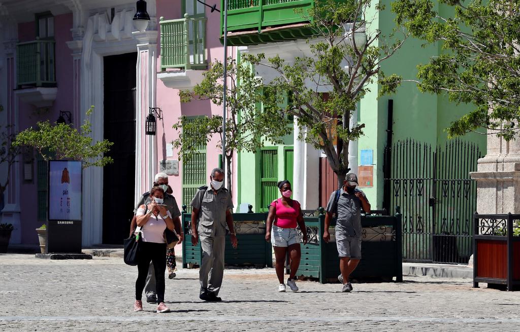 La Asamblea Nacional de Cuba (Parlamento) anunció este martes la suspensión de su primer pleno ordinario del 14 de julio debido a la 'compleja situación epidemiológica' generada por la pandemia de COVID-19, con sucesivos récord de casos diarios que superan los 3,000. (ARCHIVO) 