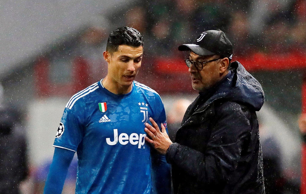 Maurizio Sarri, actual director técnico de Lazio, habló sobre su experiencia de dirigir a Cristiano Ronaldo en la Juventus, lo cual asegura, no fue nada sencillo. (ARCHIVO)
