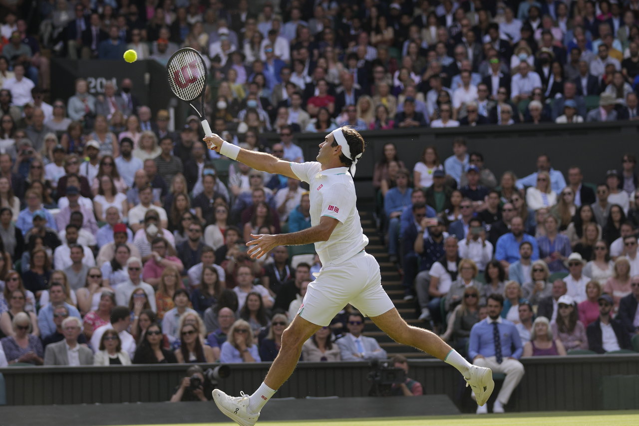Roger Federer le dice adiós a Wimbledon