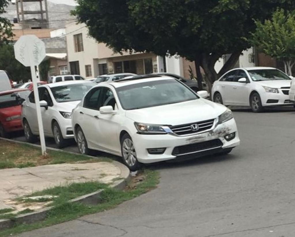 El vehículo señalado como presunto responsable es un Honda Accord, modelo 2013, color blanco, el cual era conducido por Armando de 67 años de edad.
(EL SIGLO DE TORREÓN)