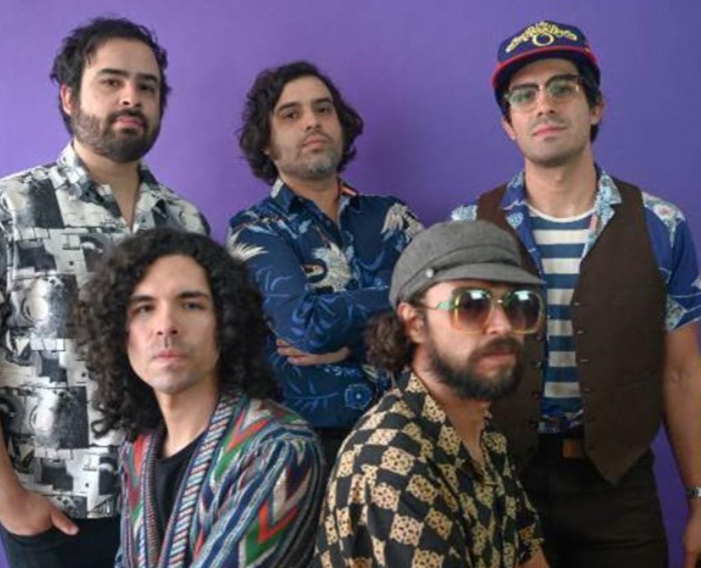 Enjambre no sólo es un nombre clave en el rock en español de últimas fechas, sino un combo que se ha caracterizado por siempre expandir su creatividad a terrenos poco explorados, y para muestra, el sencillo que presentan hoy. (ESPECIAL) 