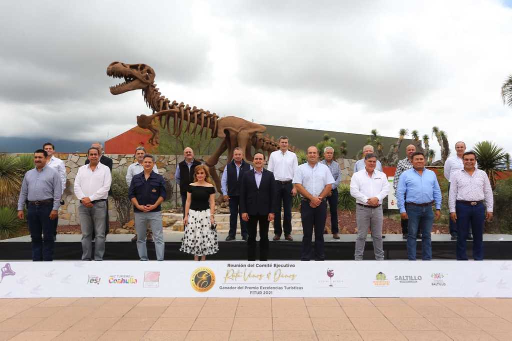 La Ruta Vinos y Dinos fue postulada en la categoría de Producto Turístico en la Fitur realizada en Madrid, España.